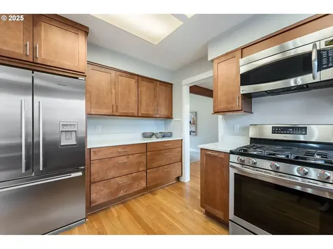 11835 NW South Drive Portland OR 97229