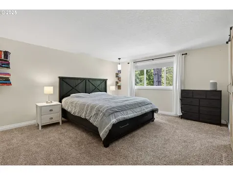 2555 Limerick Lane West Linn OR 97068