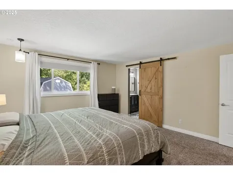 2555 Limerick Lane West Linn OR 97068