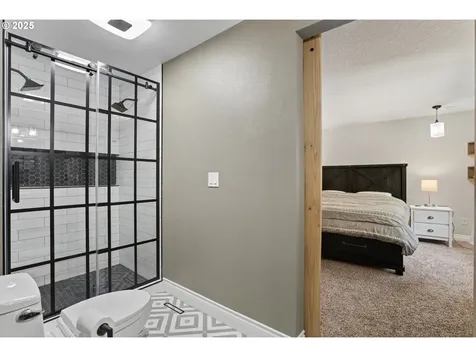 2555 Limerick Lane West Linn OR 97068