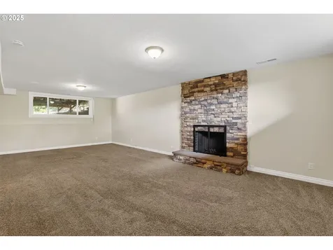 2555 Limerick Lane West Linn OR 97068