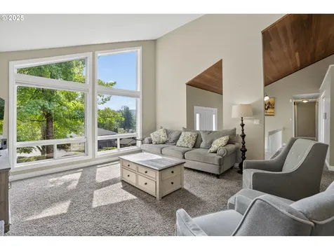 2555 Limerick Lane West Linn OR 97068
