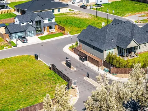 1215 NW 150th Street Vancouver WA 98685