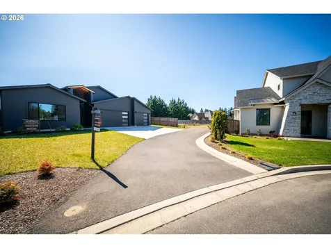 1215 NW 150th Street Vancouver WA 98685