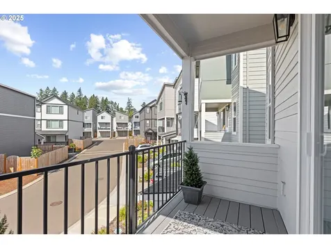1466 N Steiwer Lane Newberg OR 97132