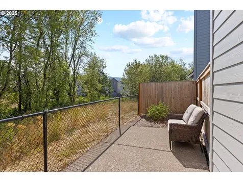 1466 N Steiwer Lane Newberg OR 97132