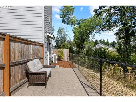 1466 N Steiwer Lane Newberg OR 97132