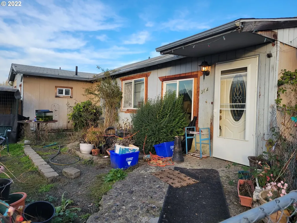 364 Pleasant Avenue Roseburg OR 97470