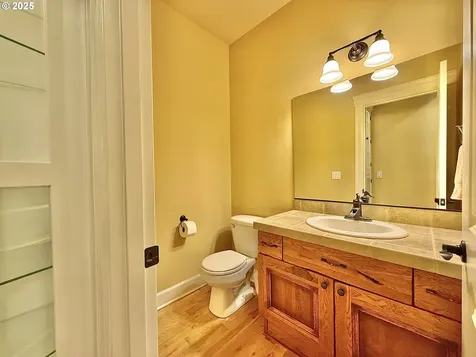 2868 W 9th Street Washougal WA 98671