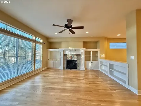2868 W 9th Street Washougal WA 98671