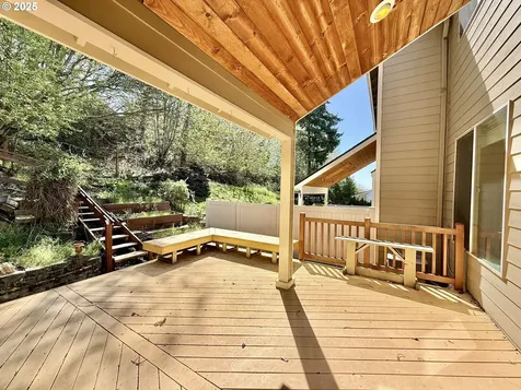 2868 W 9th Street Washougal WA 98671