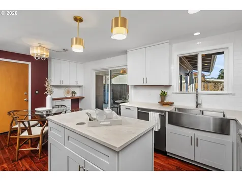 2817 NE Meadow Court Hillsboro OR 97124