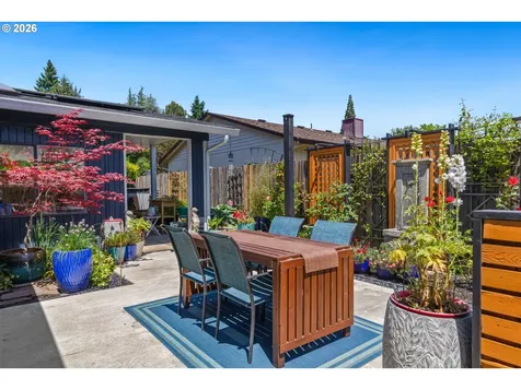 2817 NE Meadow Court Hillsboro OR 97124