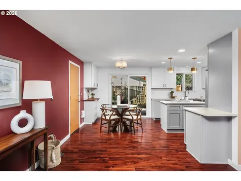 2817 NE Meadow Court Hillsboro OR 97124