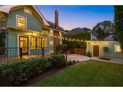 2225 NE 24th Avenue Portland OR 97212