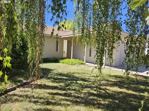 823 E Street Baker City OR 97814