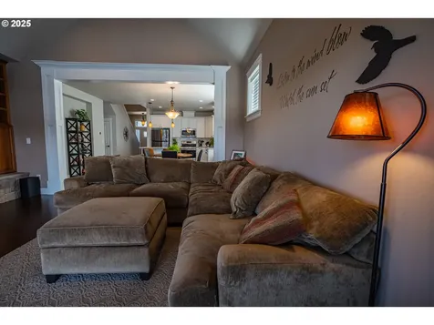 5443 Jensen Street SE Turner OR 97392
