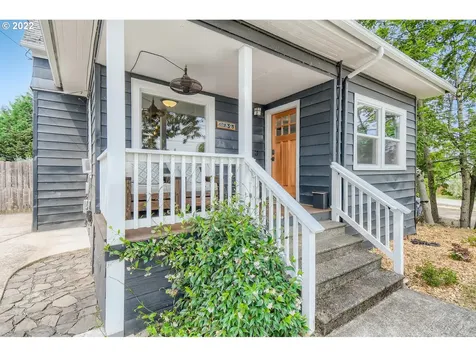 6733 N Vancouver Avenue Portland OR 97217