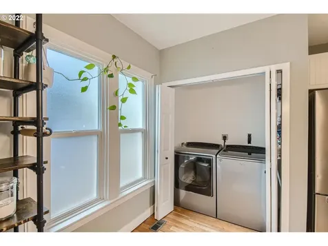 6733 N Vancouver Avenue Portland OR 97217