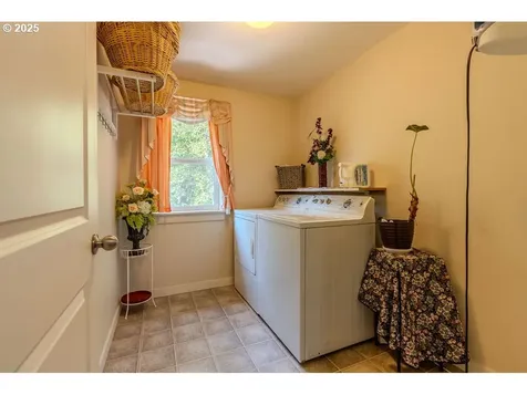 37702 Hamilton Ridge Drive Sandy OR 97055