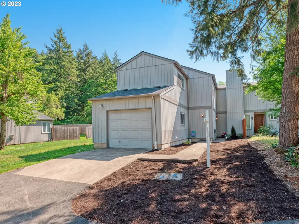 1345 E 43rd Avenue Eugene OR 97405