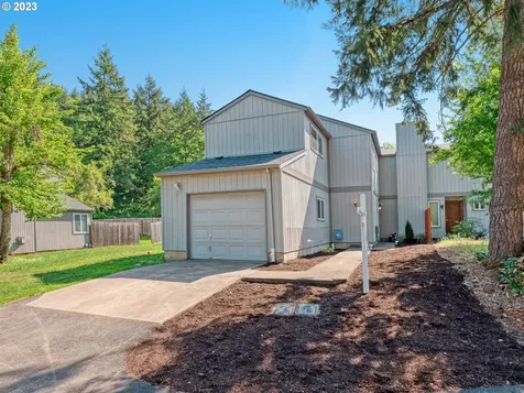 1345 E 43rd Avenue Eugene OR 97405