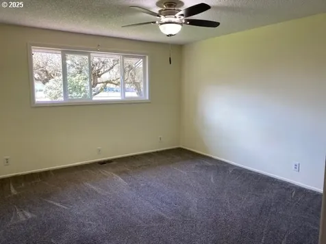 3308 Wisteria Street Eugene OR 97404