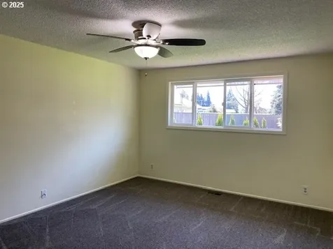 3308 Wisteria Street Eugene OR 97404