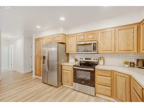 18000 NE 27th Street Vancouver WA 98684