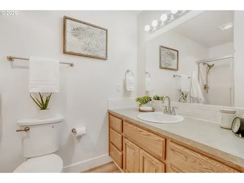 18000 NE 27th Street Vancouver WA 98684