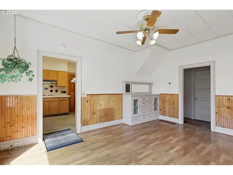 805 E 12th Street The Dalles OR 97058