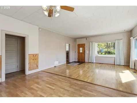 805 E 12th Street The Dalles OR 97058