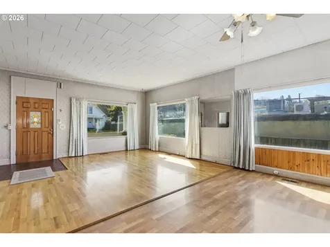 805 E 12th Street The Dalles OR 97058