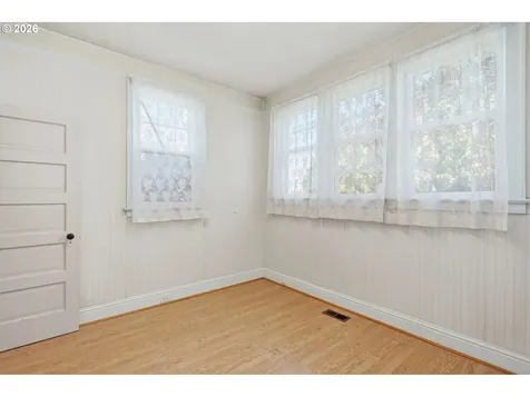 805 E 12th Street The Dalles OR 97058
