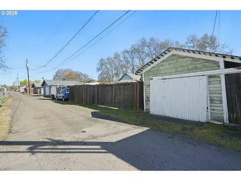 805 E 12th Street The Dalles OR 97058