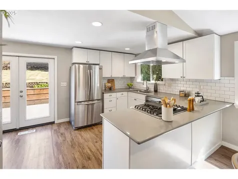 2523 SW Taylors Ferry Road Portland OR 97219