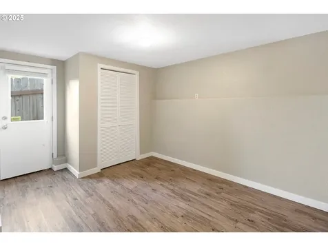 2523 SW Taylors Ferry Road Portland OR 97219