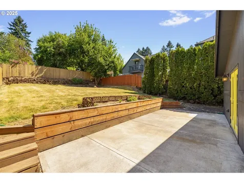 2523 SW Taylors Ferry Road Portland OR 97219