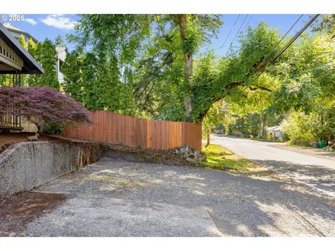 2523 SW Taylors Ferry Road Portland OR 97219