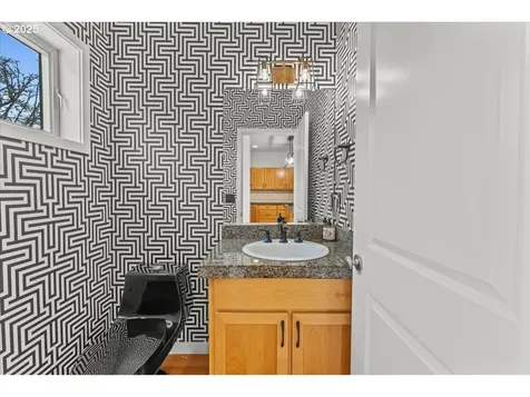 4108 S Corbett Avenue Portland OR 97239