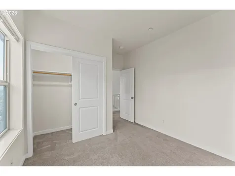 4108 S Corbett Avenue Portland OR 97239