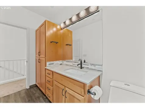 4108 S Corbett Avenue Portland OR 97239