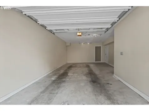 4108 S Corbett Avenue Portland OR 97239