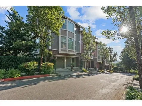 4108 S Corbett Avenue Portland OR 97239