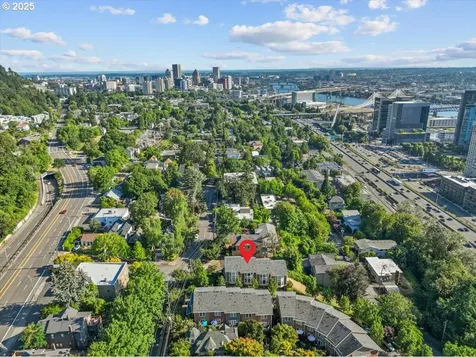 4108 S Corbett Avenue Portland OR 97239