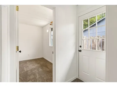 2238 NE Barberry Court Hillsboro OR 97124