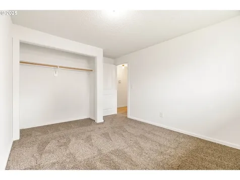 2238 NE Barberry Court Hillsboro OR 97124