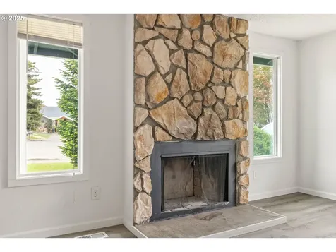 2238 NE Barberry Court Hillsboro OR 97124