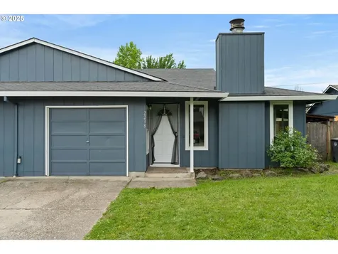 2238 NE Barberry Court Hillsboro OR 97124
