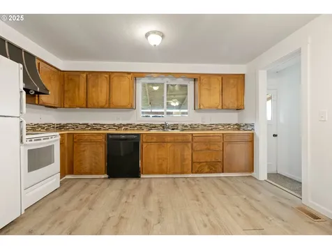 2238 NE Barberry Court Hillsboro OR 97124